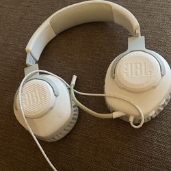 JBL Quantum  100 gaming headset. BRAND NEW