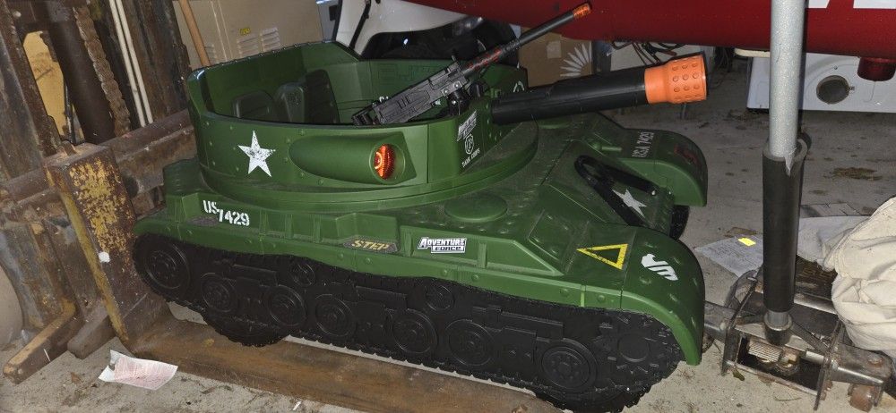 Adventure Force 24 Volt Green Ride-on Thunder Tank