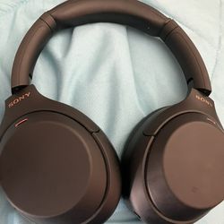 Sony Active Noise Cancelling Headphones 