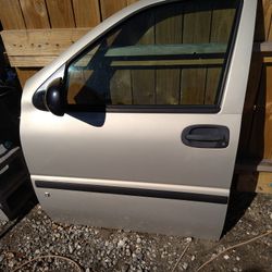 Driver Side Door Only Vets 1997 To 2005 Chevy Venture