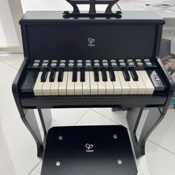 Hape Learn with Lights Black Piano with Stool