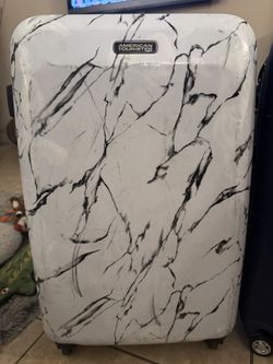 American Tourister Suitcase Hard Shell 4 Wheels