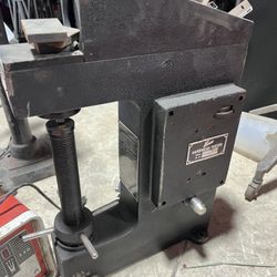 Enco Rockwell Hardness Tester