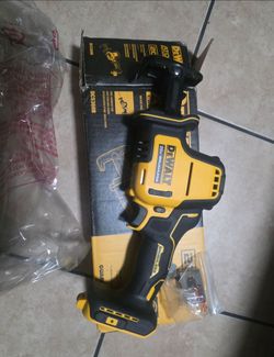 Dewalt compact Reciprocating Saw 20v