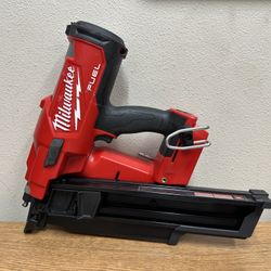 Milwaukee 2744-20 M18 FUEL 3-1/2 in. 18-Volt 21-Degree Lithium-Ion Brushless Cordless Framing Nailer (Tool-Only)