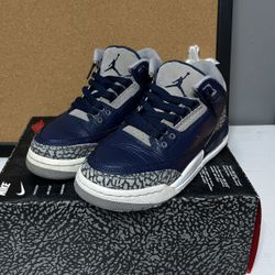 $115 Air Jordan 3 Midnight Navy GS Size 4