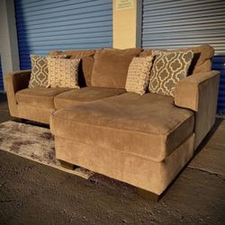 Comfy Modern Reversible Sectional Sofa