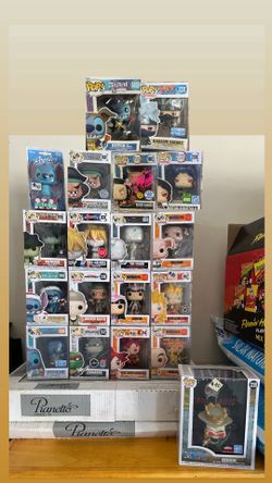 Funko pops lot anime one piece Dbz and more