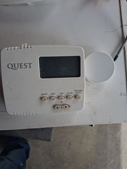 Control digital Quest dehumidifier