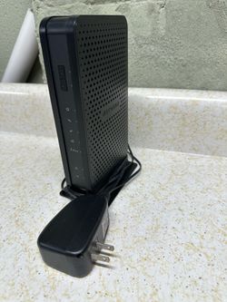 NETGEAR N300 WiFi Cable Modem-Router / Model C300 / DOCSIS 3.0 / 8 DS 4 US.