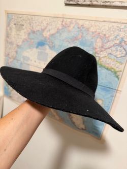 Wool fedora - like new!