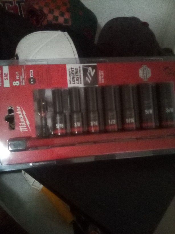 Milwaukee 8pc Socket Set