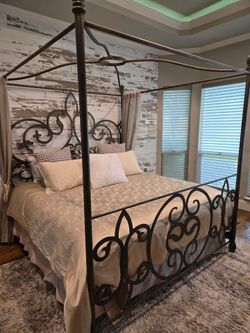 Beautiful Iron Canopy Bed - KING