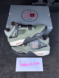 Air Jordan 4 Undefeated 2025 Size 8.5
