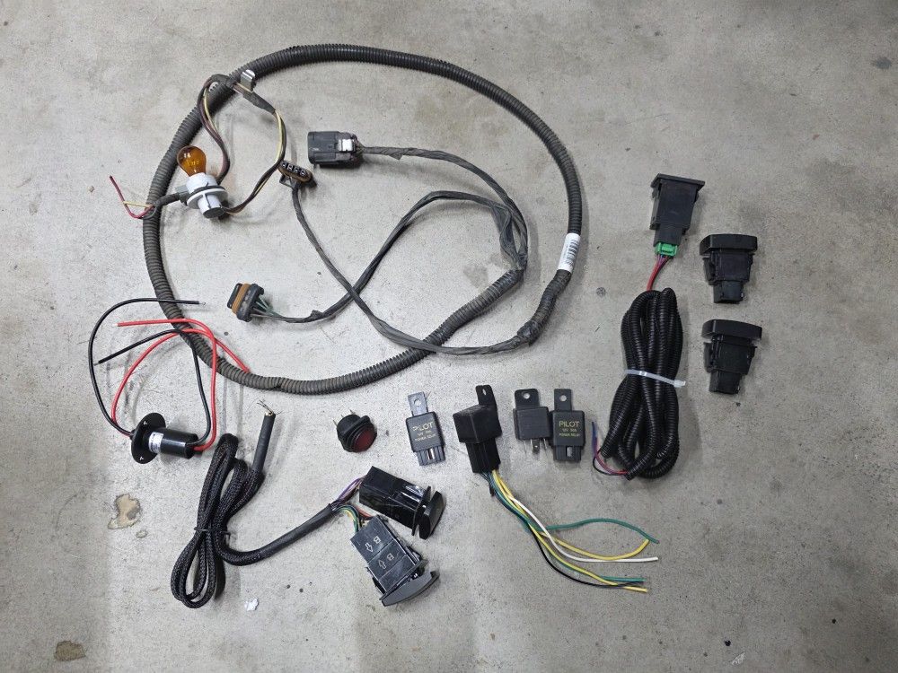 Lot Of Relays Switches Wiring Foglights Turn Signals Headlights 