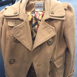 Size small women’s coat