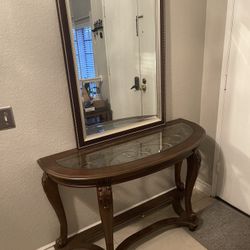 Entrance Table And Mirror
