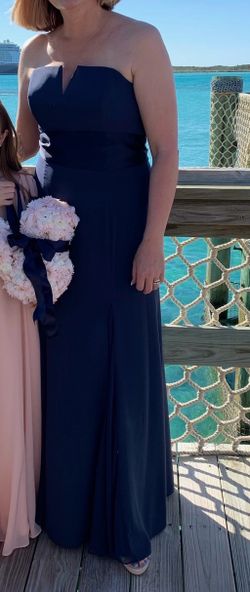Vera Wang - navy gown prefect for any formal occasion