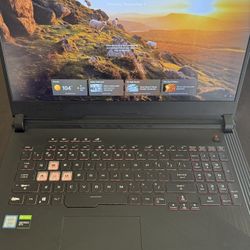 ASUS Rog Strix Labtop