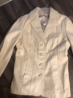 Ivory leather jacket. S size