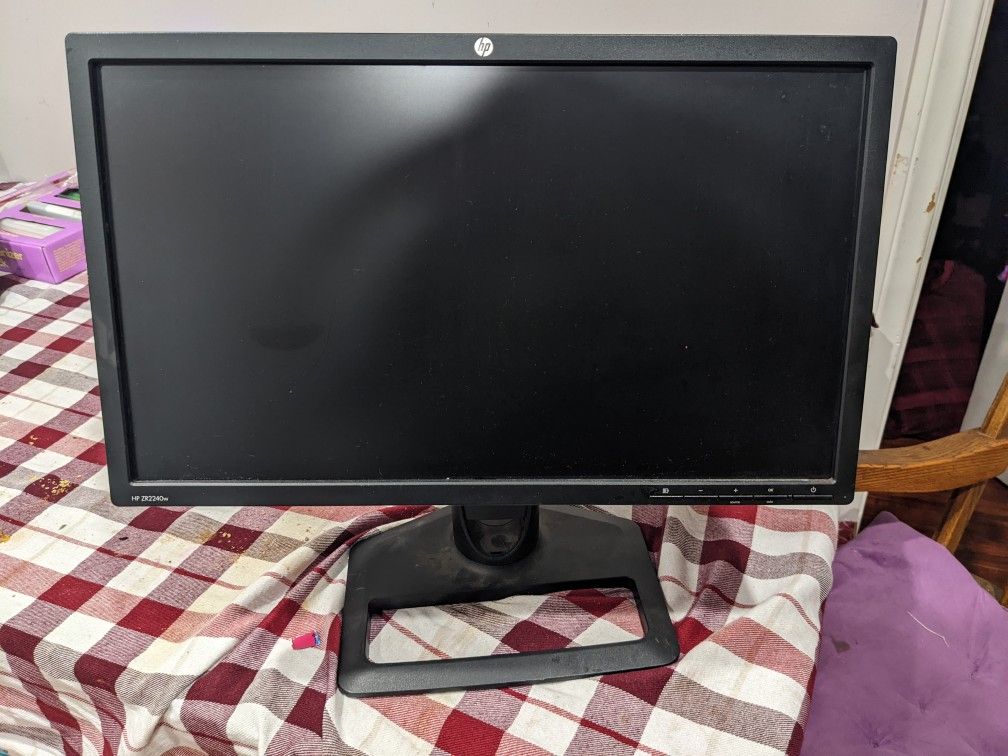 Desktop PC 22" computer gaming monitor