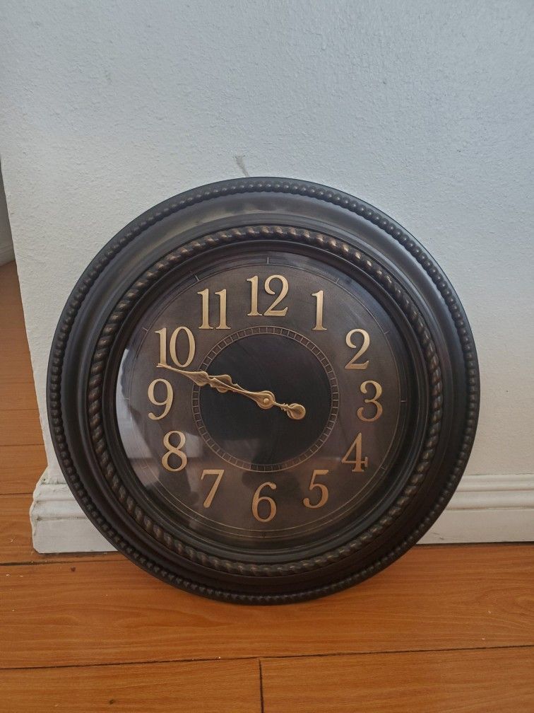 Vintage Style Clock 