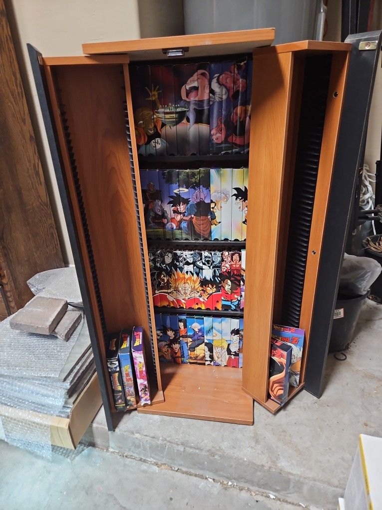 DRAGON BALL Z VHS MULTI-SET 50 TAPES