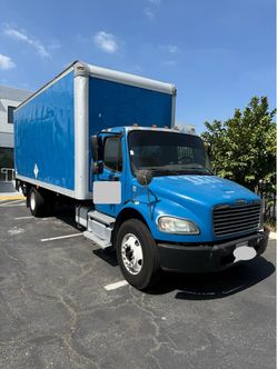 2012 Freightliner 22’ Box Truck – PMC/ULD – Aluminum Liftgate