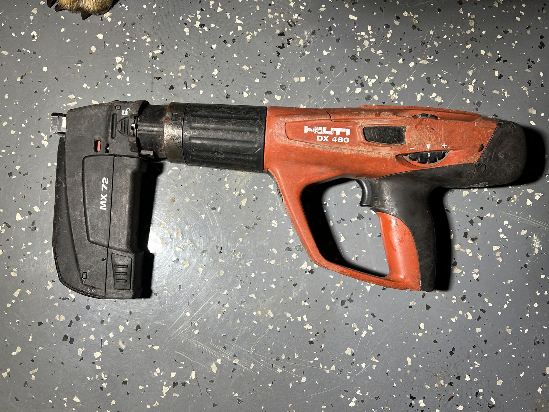 HILTI DX460 Powder Actuated Concrete Nail Gun