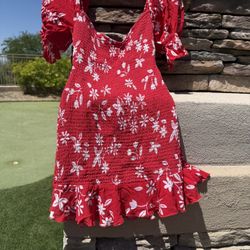 Winston White time back red floral dress women’s size small Measurements, length 31 inches  Armpit to armpit across the chest 13 inches with adjustabl