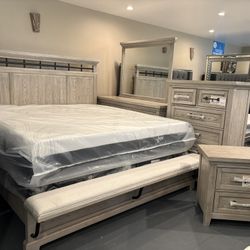 New 5pc King Bedroom Set