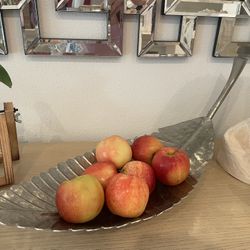 Leaf Plate Decoration 