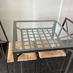 Brand New Table Set 