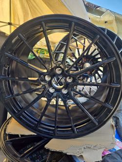 Black rims 20"
