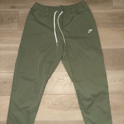 Nike Woven Pants XXL – Olive – Like New