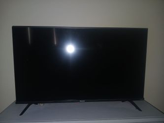 2 Hisense tvs 1 40 inches 1 50 inches