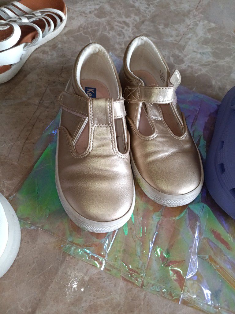 Little Girl Shoes Like New !! Croocs And Keds NeW
