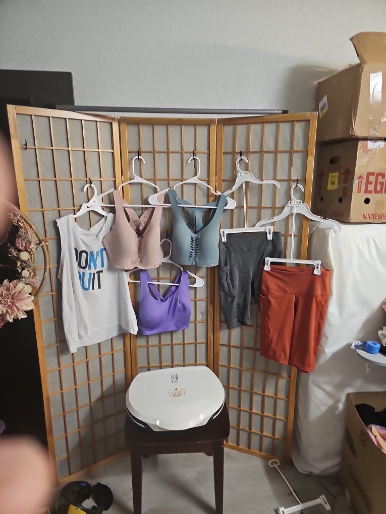 Victoria Secret Sports Bra.