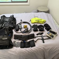 MOVING, MUST GO!! Take All And Re- Sell What You Don’t Want - Scuba/diving Gear