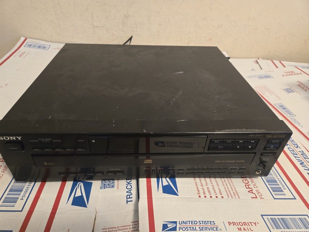 Sony CDP-C535 5 Disc CD changer