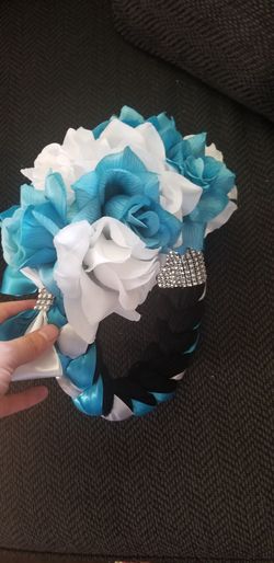 Blue folklorico headpiece