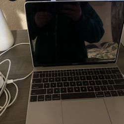 MacBook 