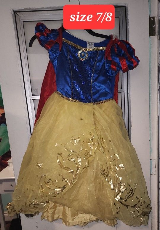 Snow White Dress Size 7/8 Halloween Costume