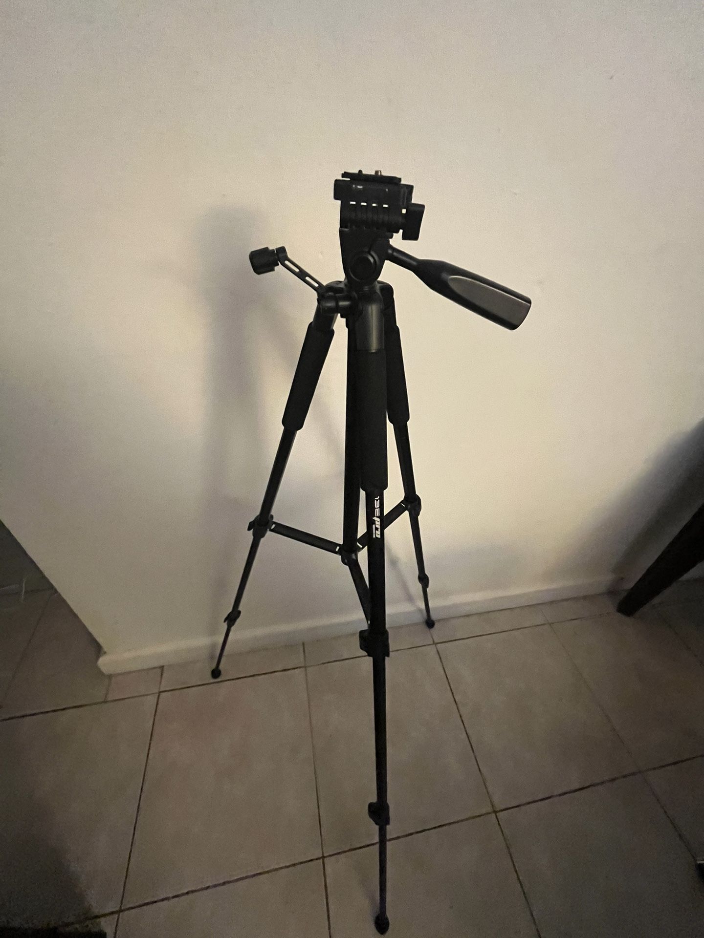 50” Black Tripod For Photography