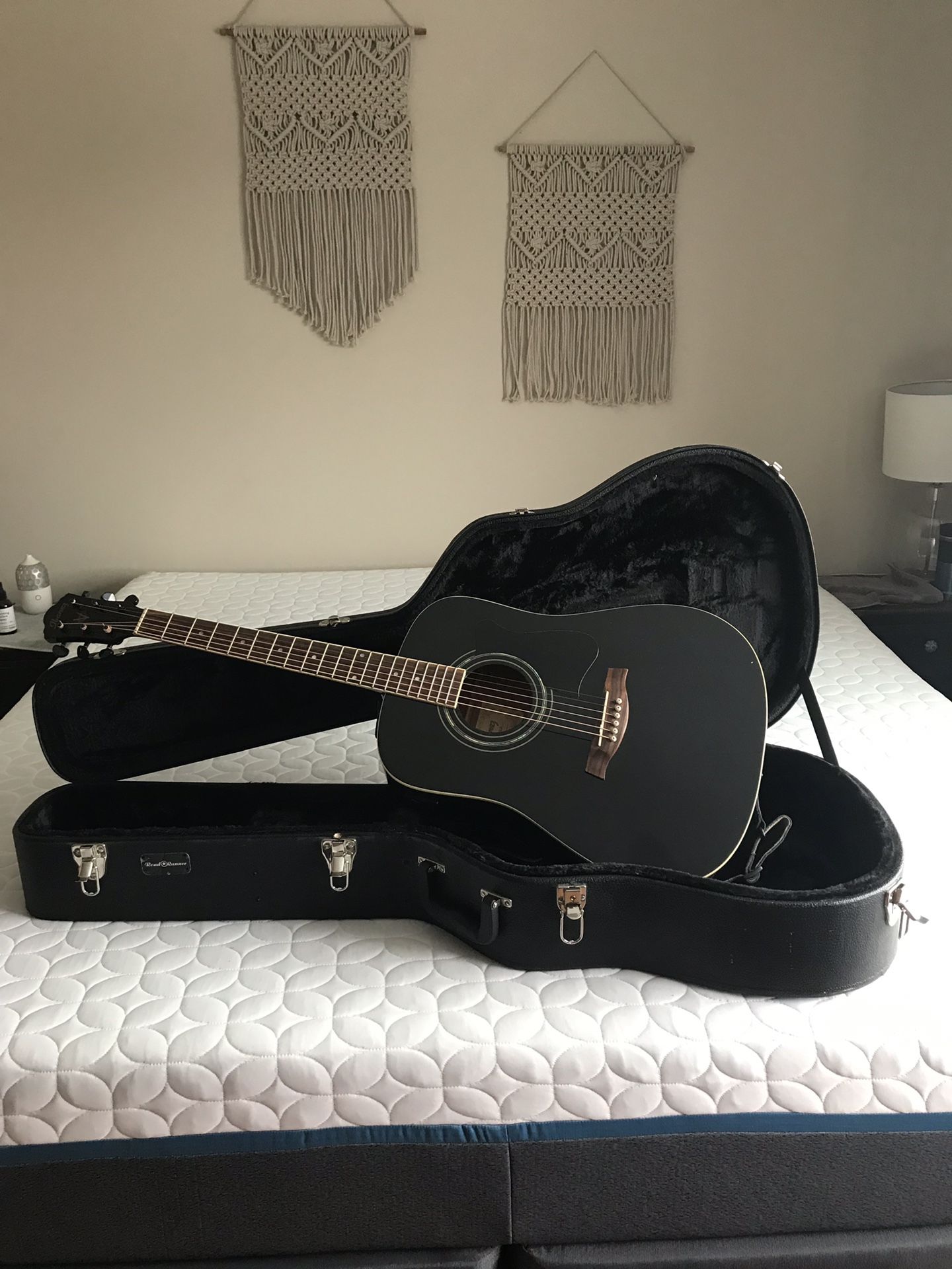 Ibanez V200S-BK 3U-01 Acoustic Guitar