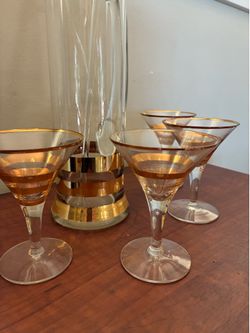 Vintage pitcher and glasses