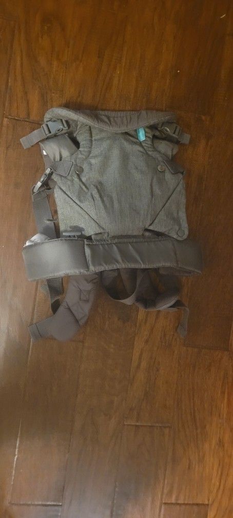 Infantino Baby Carrier