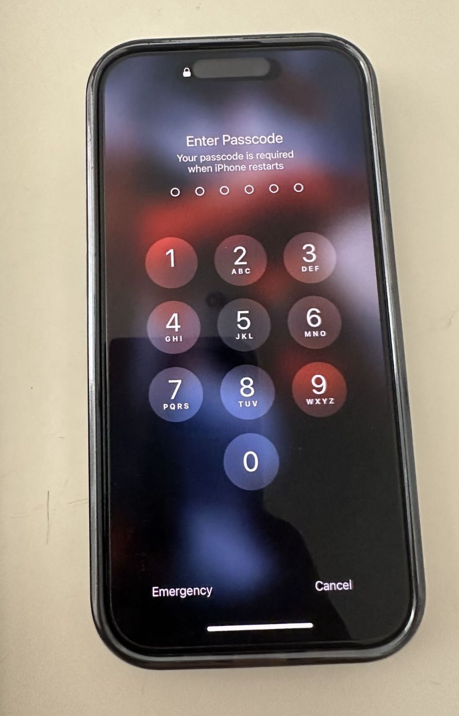 Unlocked iPhone 15 Pro Natural Titanium, 128 GB