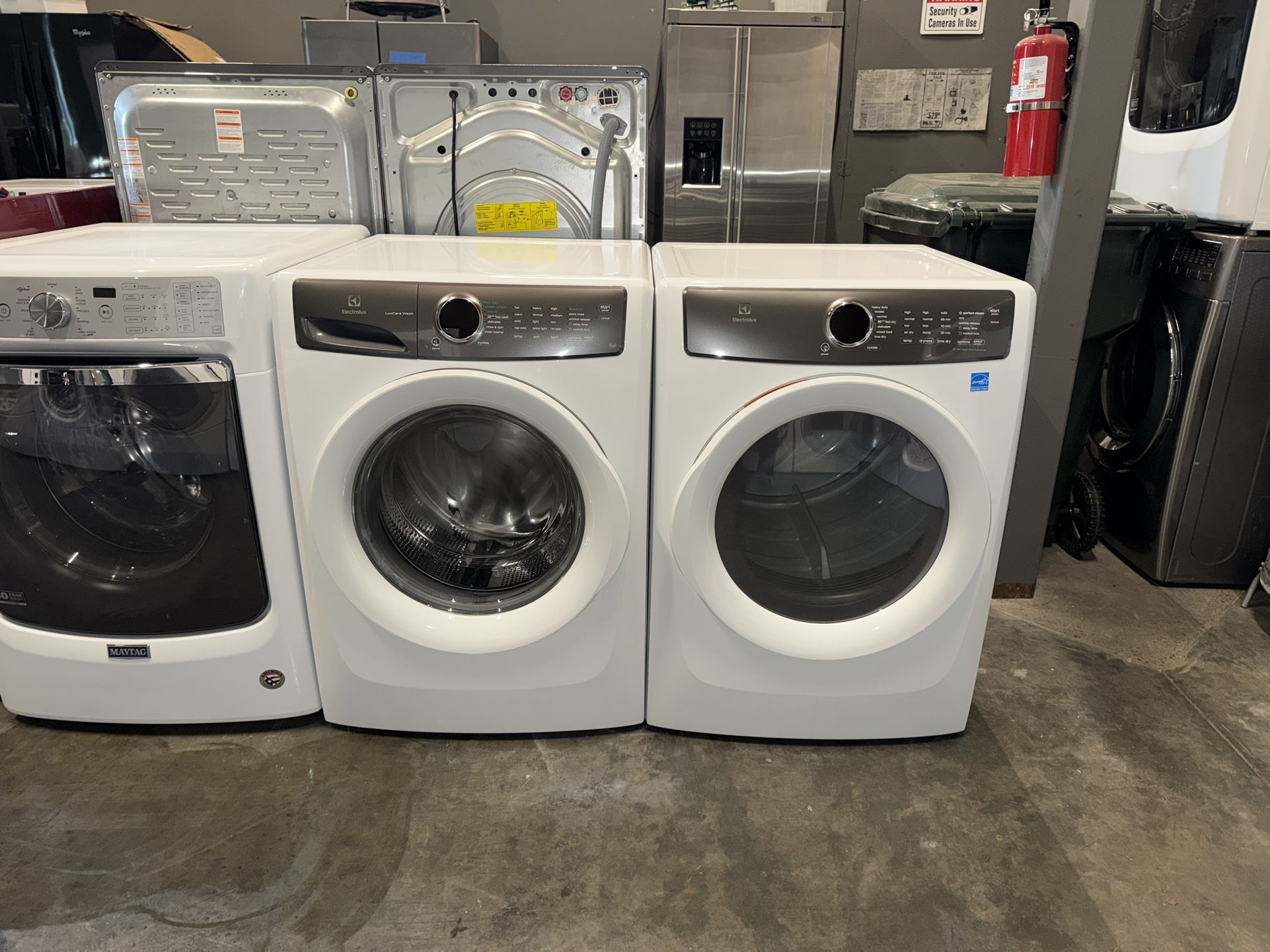 ELECTROLUX XL CAPACITY WASHER DRYER ELECTRIC SET FREE DELIVERY