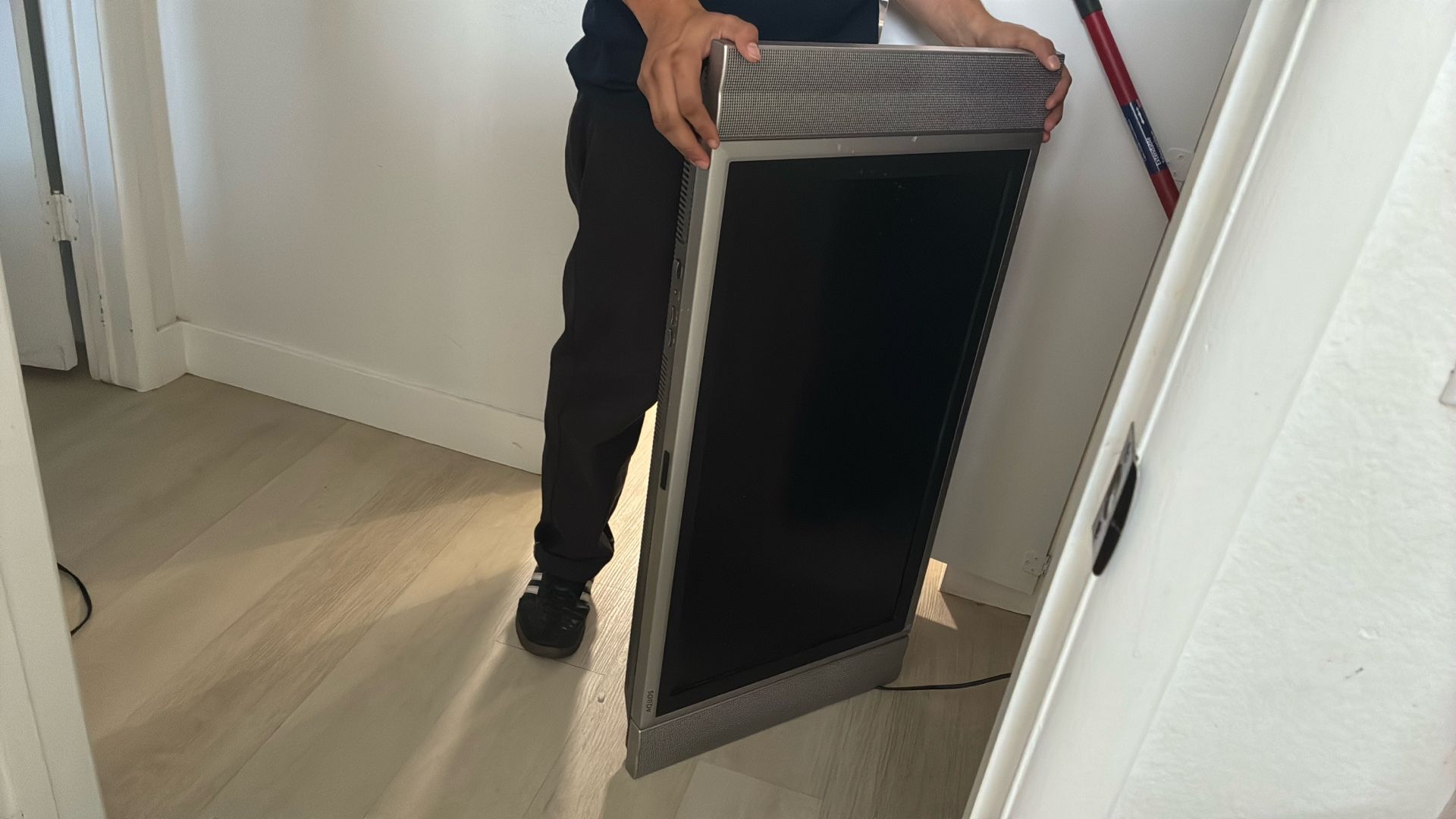 Sharp 40 Inch Tv